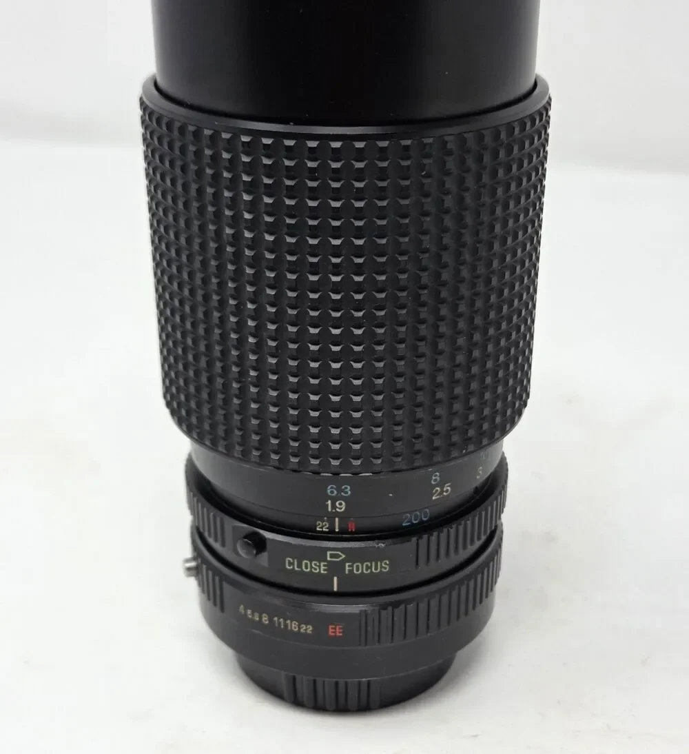 RMC Tokina 80-200mm f/4 Zoom Lens‎ Konica AR Mount Japan Manual Focus